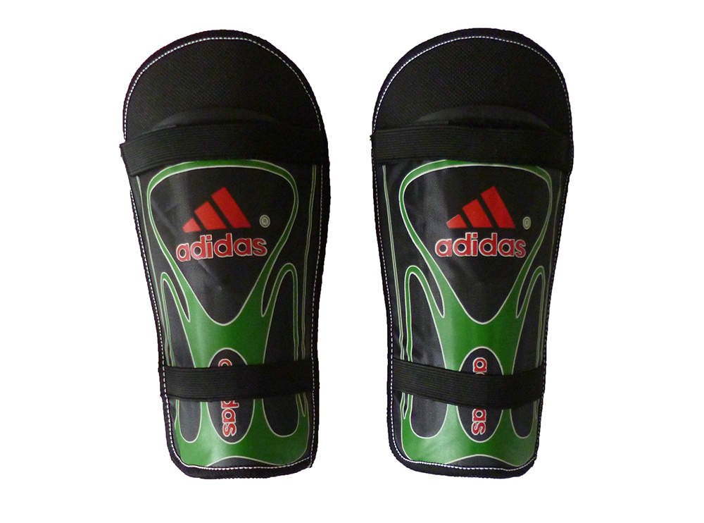 Щитки Adidas 